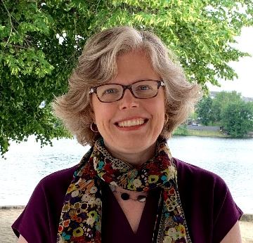 Julia Head Shot 2023 v2